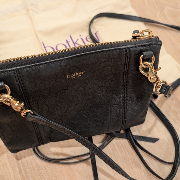 Botkier Black Textured Crossbody Bag - Picture 4 of 5